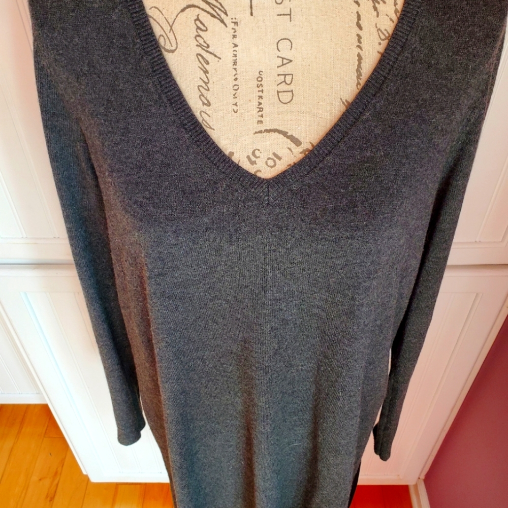 LOFT Stunning Sweater Dress Size M